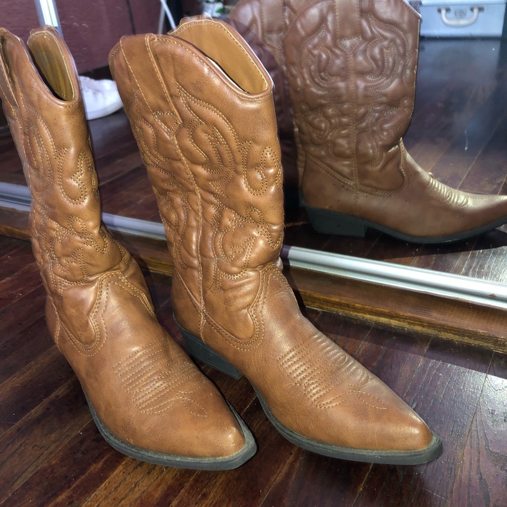 madden girl cowboy boots